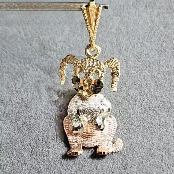 14k Gold Tri Color Moveable Suprised Bunny Pendant 🐰 - Picture 4 of 9